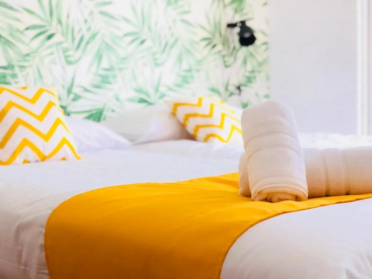Nanit Rooms Ibiza Hostal Santa Eularia des Riu 3*,