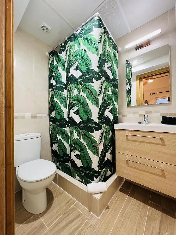 Nanit Rooms Ibiza Hostal Santa Eularia des Riu Gæstehus